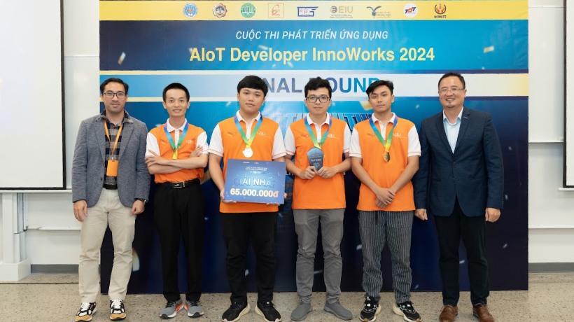 Quán quân cuộc thi AIoT Developer InnoWorks 2024: Thiết bị phân tích chất lượng thịt